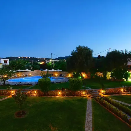 Saint Thomas Village *