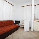 Saint Thomas Village Apartment *